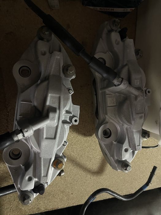 Супорта перед Mercedes W205 / W213 4 ПОРШНЕВІ Стан ідеал Б.у оригінал