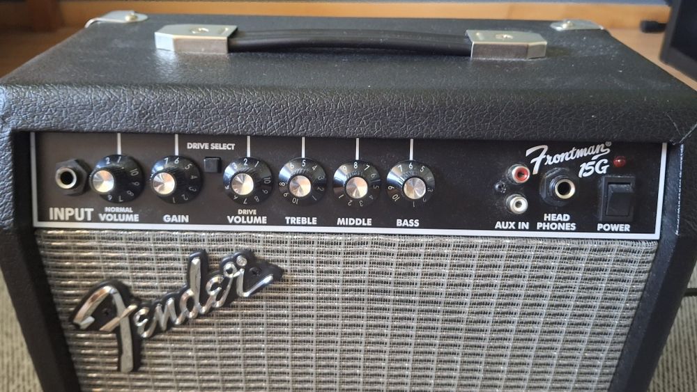 Amplificador Fender Frontman 15g