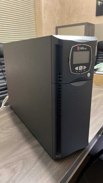 Безперебійник ДБЖ Riello UPS SDL 6000 A4