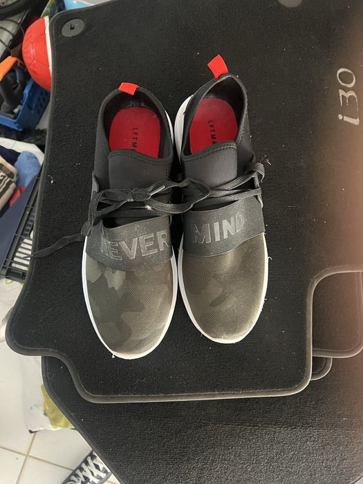 Sapatilhas  verde tropa