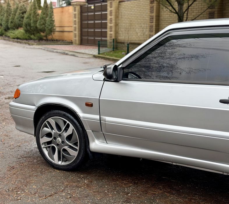 ВАЗ 2113 2007 1.6 8V