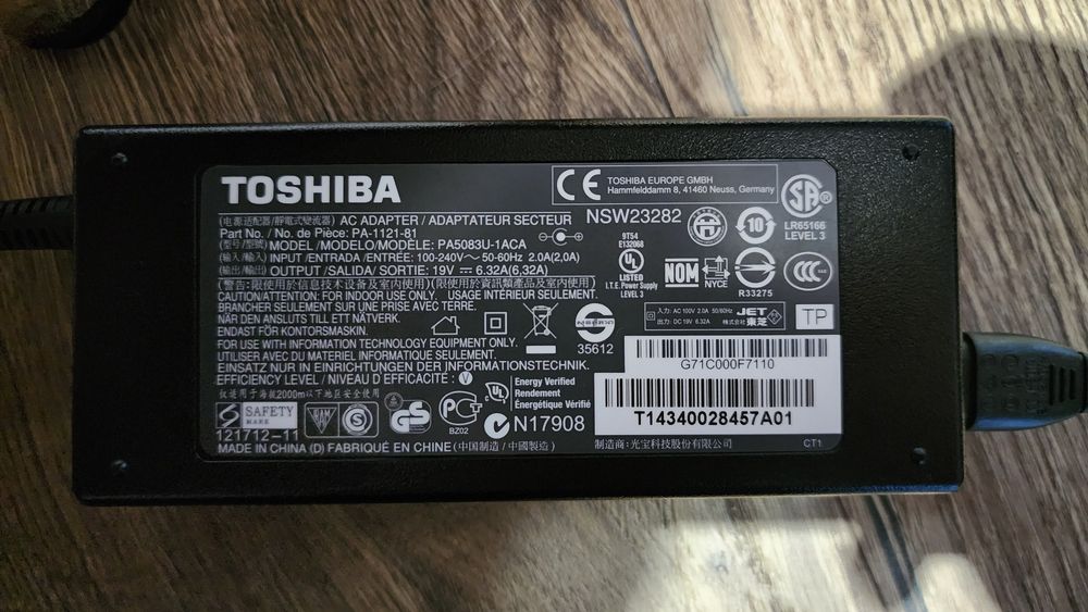 Zasilacz Toshiba/Asus 120 W 19V 6,32A wtyk 5,5 x 2,5