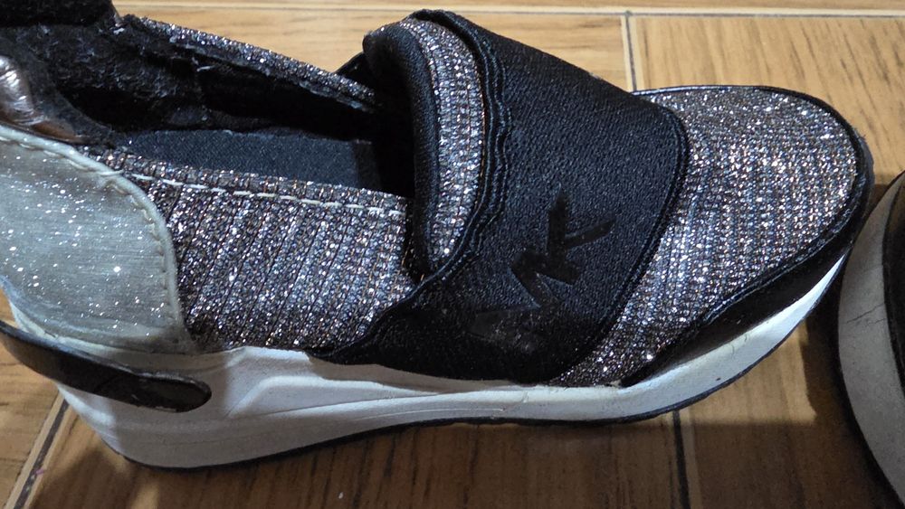 Tenis michael kors tam 28