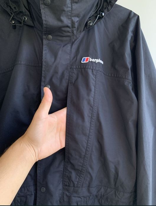 Вітровка Berghaus