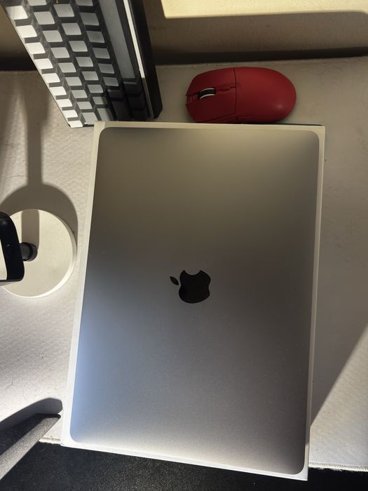 macbook air m1 8/256