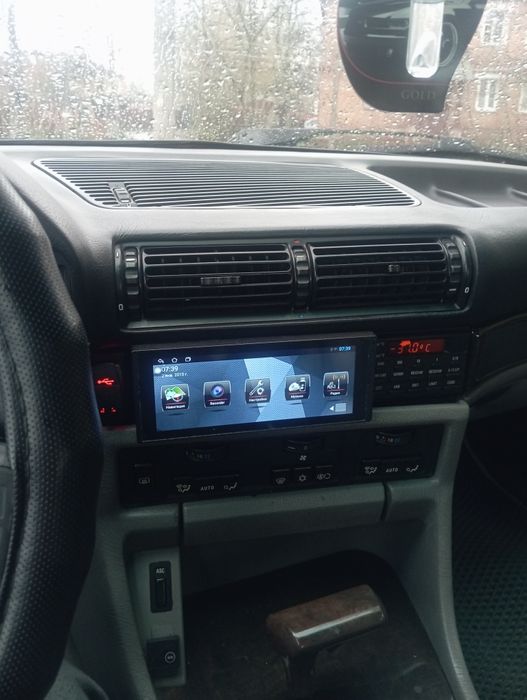 Продам--обмін BMW E32