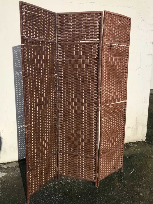 Biombos de varias cores