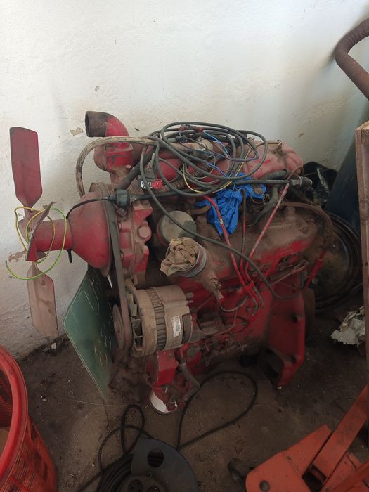 Motor case 385 Manitou e trator