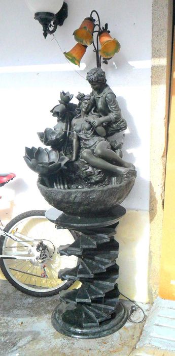 Fontenário -Aquário -Repuxo -Candeeiro. Em pedra conj 2,35m alt