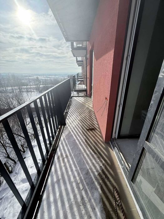 Продам квартиру в сучасному  комплексі Status Residens