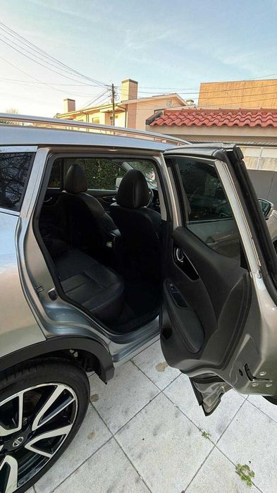 Nissan Qashqai 1.6 dCi Tekna Premium 360º +Xtronic