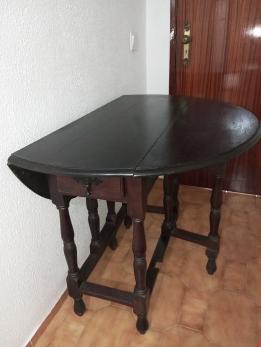 Mesa holandesa muito antiga