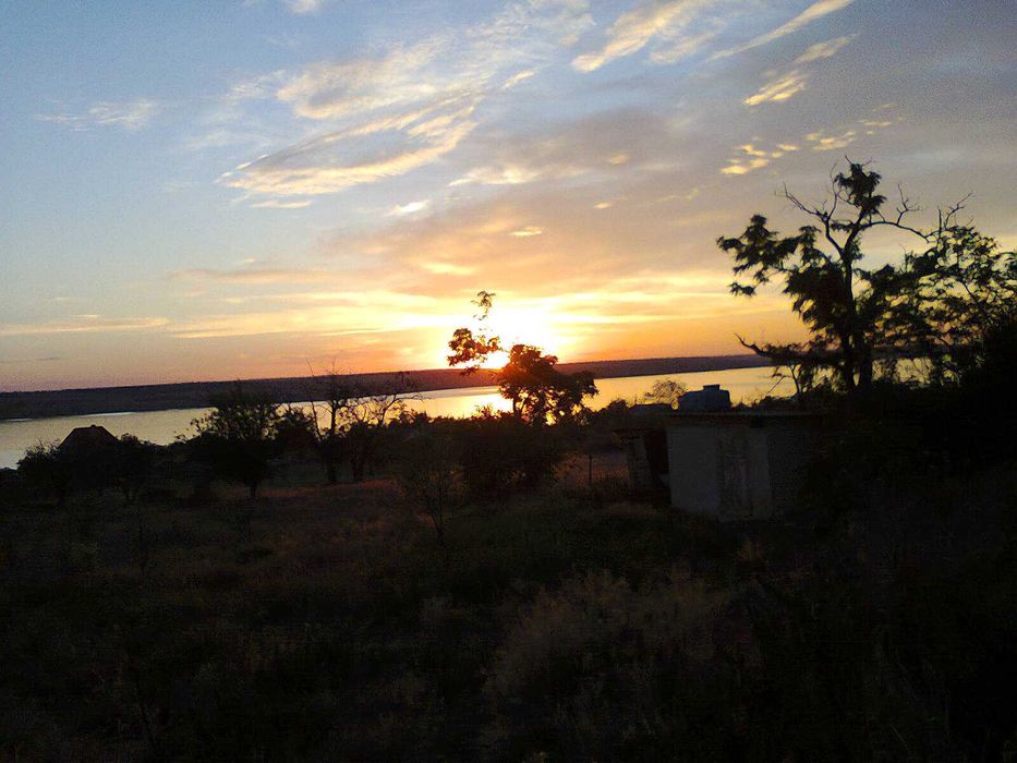 Продам СВОЮ дом-дачу, Новая Эметовка, Беляевский р-н. СЕЛО!  20 соток.