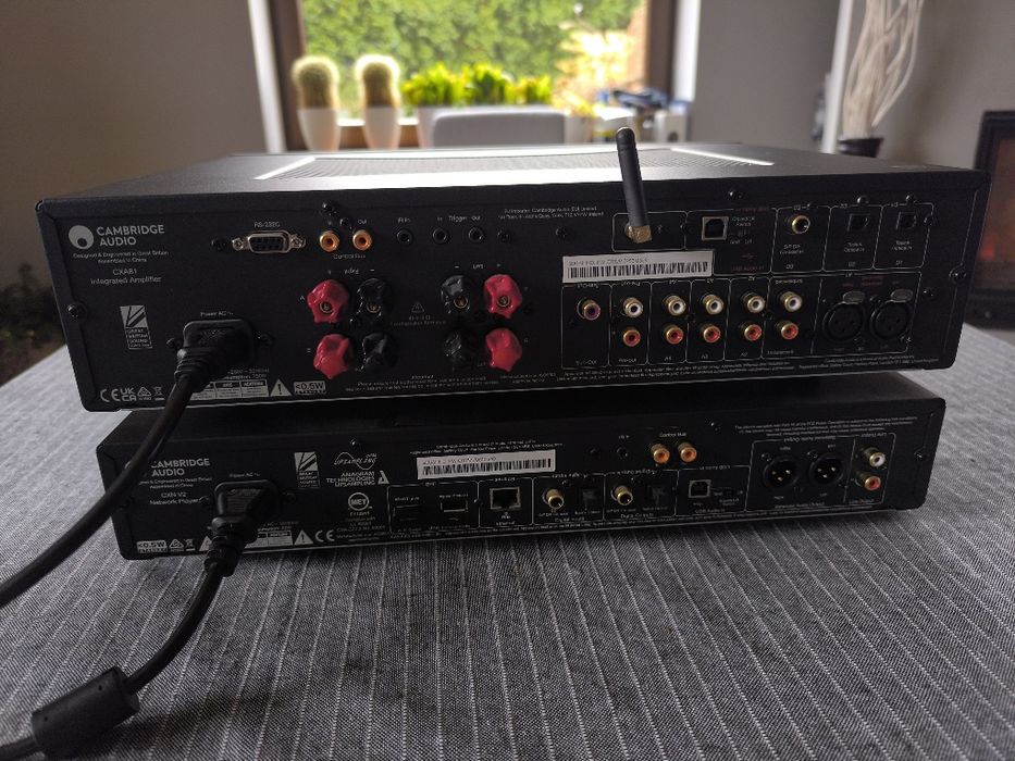 Cambridge Audio CXA81 + CXN V2