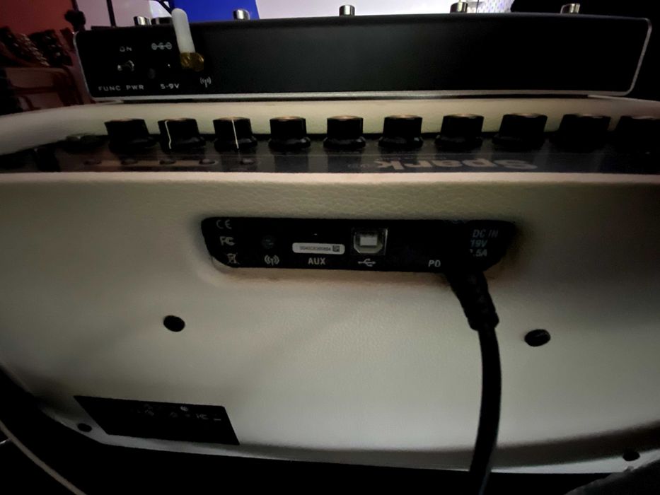Positive grid Spark 40 + XSonic air step Bluetooth Controller