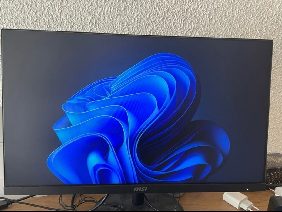 Monitor MSI 24" excelente estado