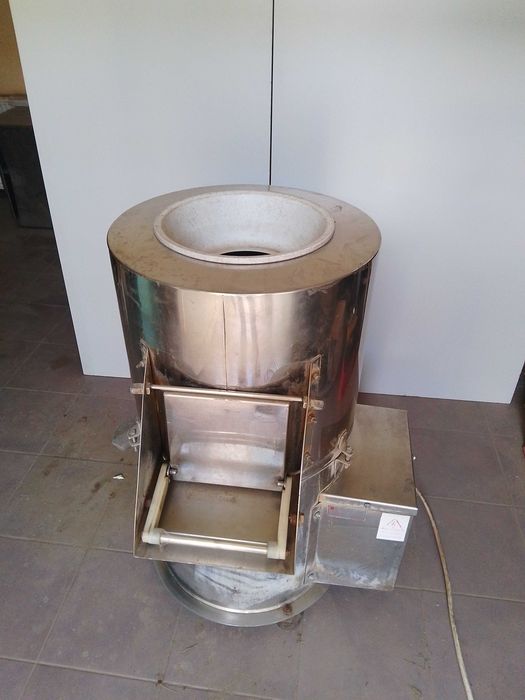 Продам овочечистку