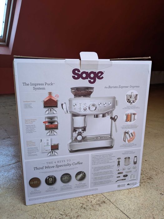 Máquina de café Sage Barista Express Impress