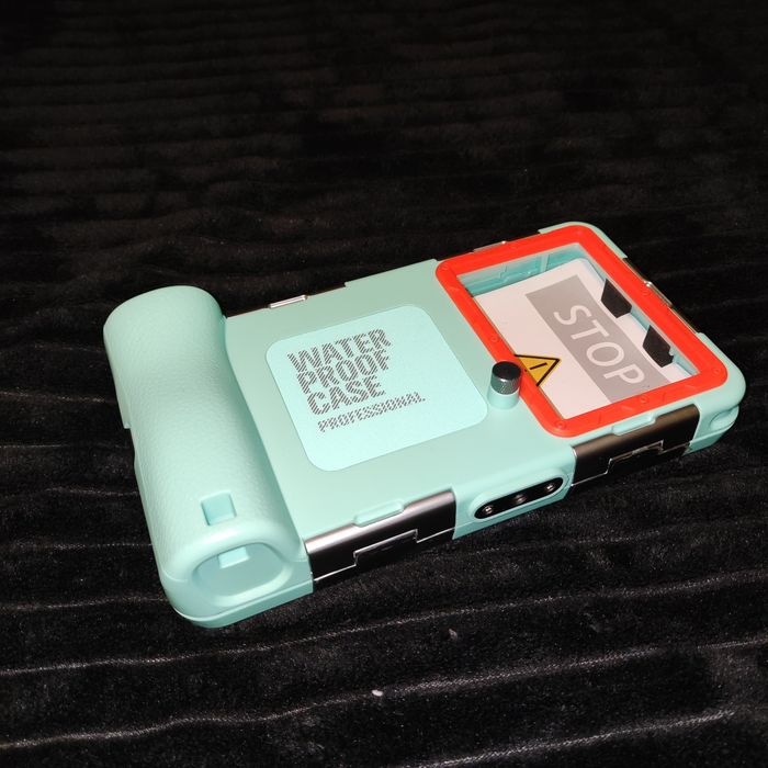 Capa submersível universal para telemóvel