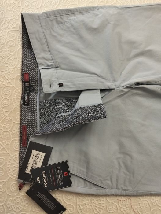 Calças Lion off Porches