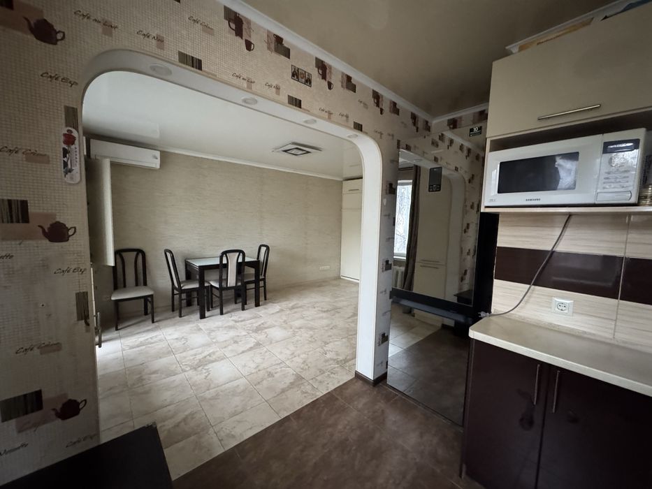 2 ком. Центр Комитетская / Прохоровская  48м Ремонт