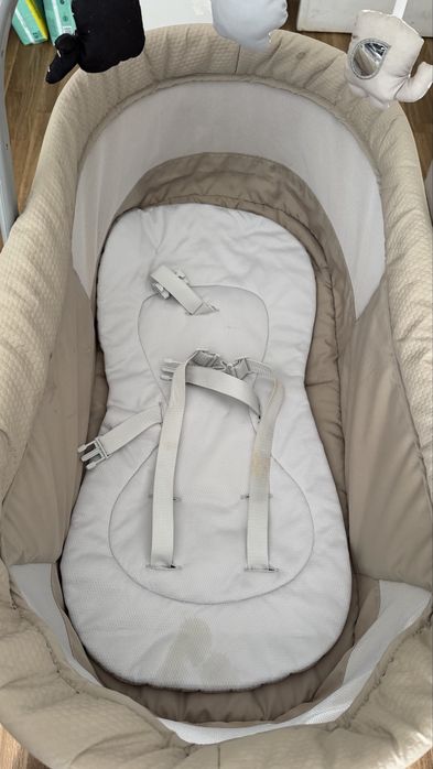 Cama/cadeira com musica