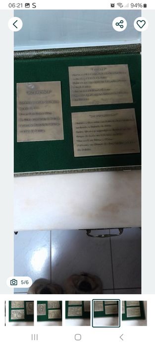 Placas de bronze com pinturas de Jose Malhoa