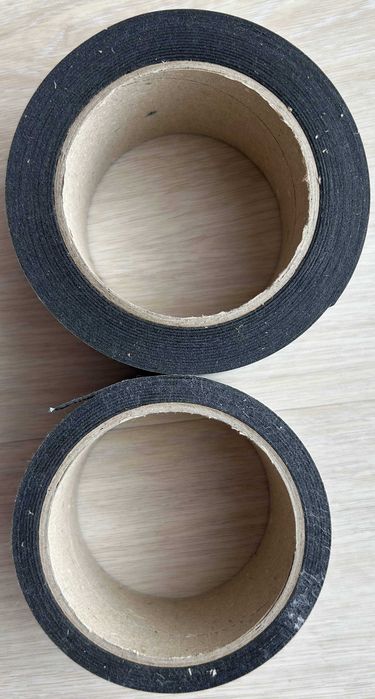 1,5 rolki taśmy dwustronnej samoprzylepnej 5 cm szerokości