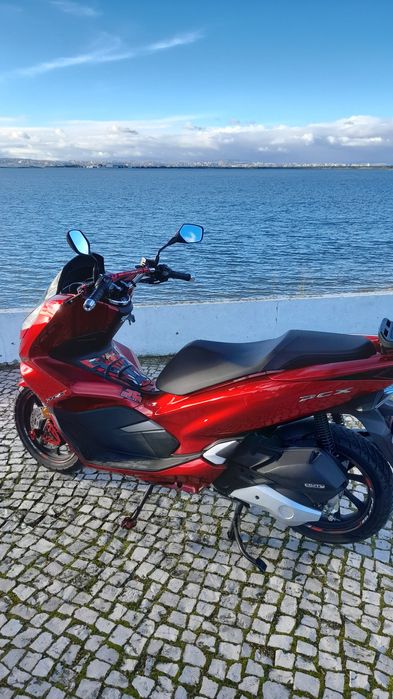 Honda PCX 125 Como Nova