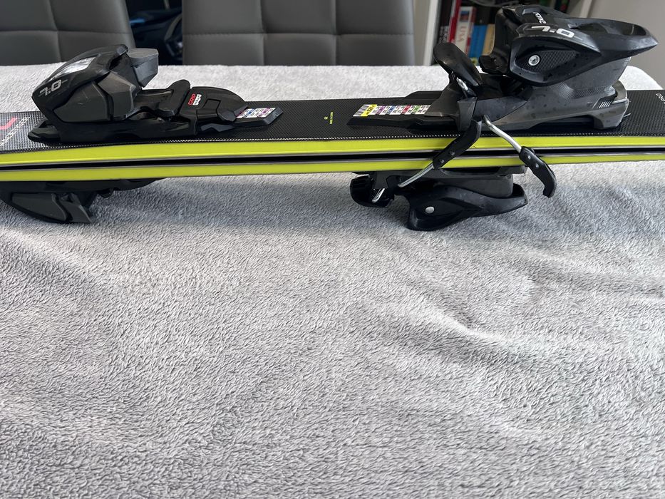 Narty Voelkl Racetiger Pro