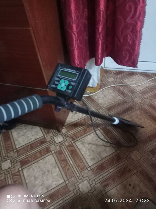 Продам металошукач