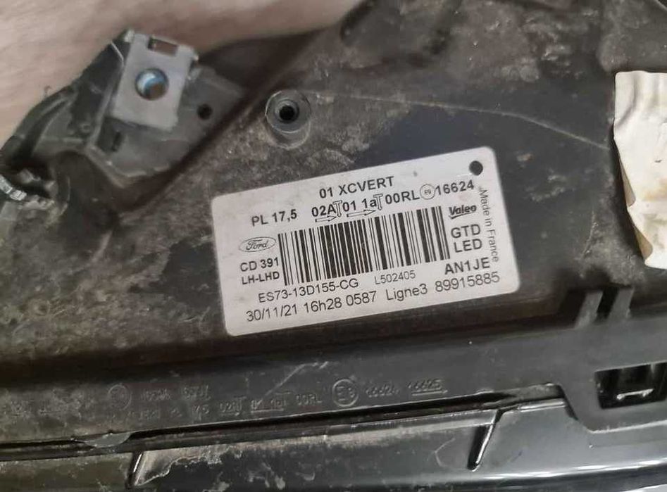 Reflektor LED Mondeo MK5 ES73-13D155-CG (usterka elektroniczna)