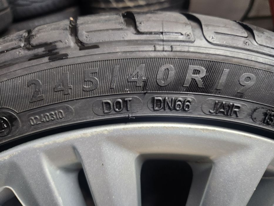 4 Jantes Originais Jaguar Originais 19' com Pneus Dunlop