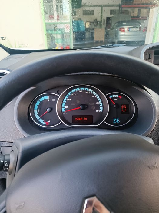 Renault Kangoo ZE 33kwh 2021 (IVA dedutível)
