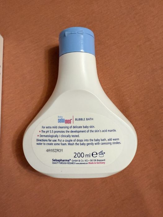 Пінка / дитяча піна для ванни SEBAMED