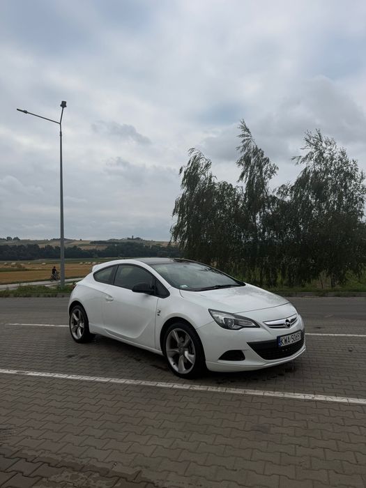 Opel astra gtc 1.4 turbo