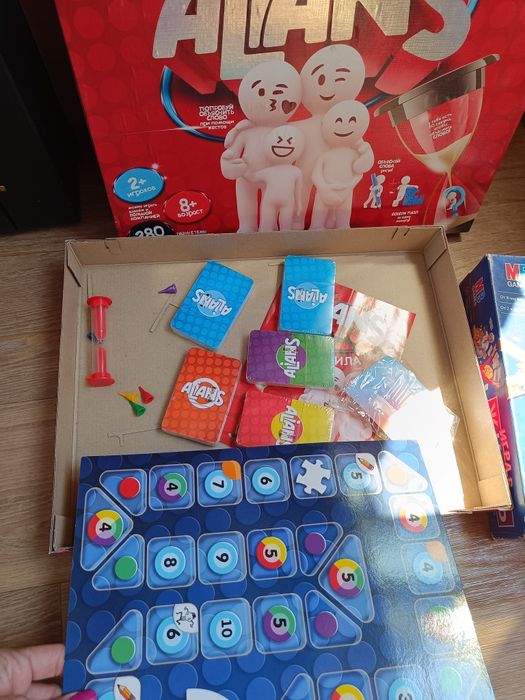 Настольные игры , Монополия , Игра в жизнь,Румми, настолки