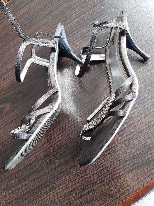 Sandałki, niska szpilka, rozmiar 39