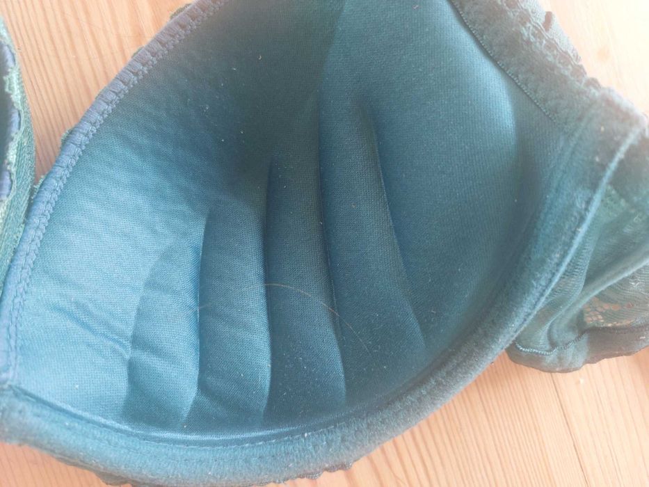 biustonosz zielony push up super koronkowy koronka