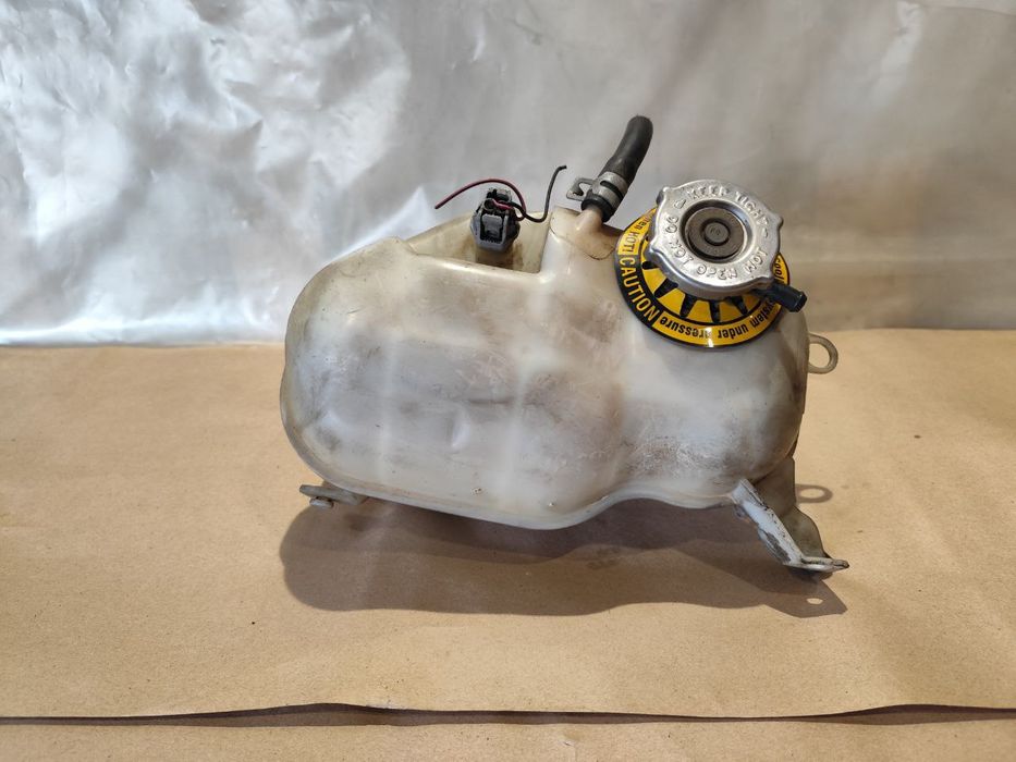 Розширітельний бачок Jeep Grand Cherokee  3.1 d . 1999-2005p