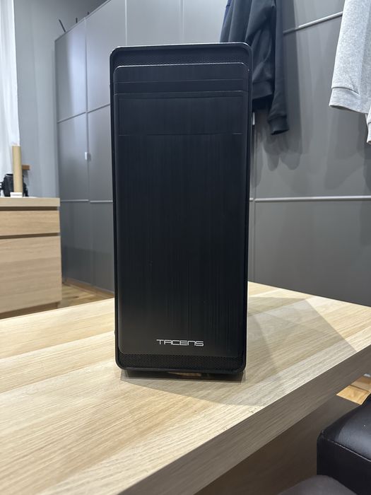 Komputer stacjonarny