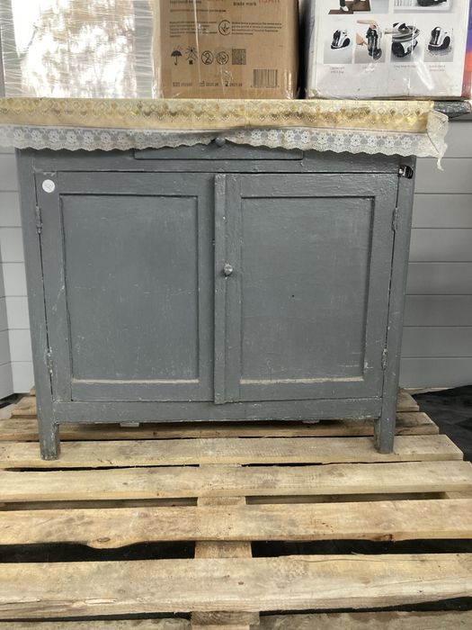 Продам стол-тумбу.