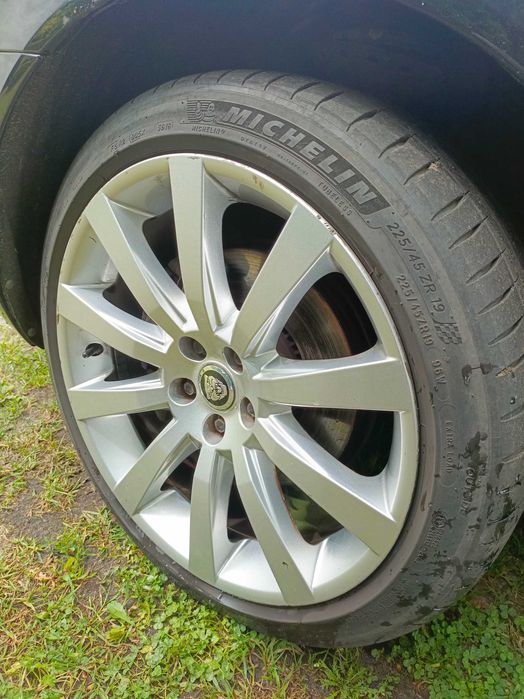 Kola 19 Volvo 5x108 Jaguar Michelin 225*45*19