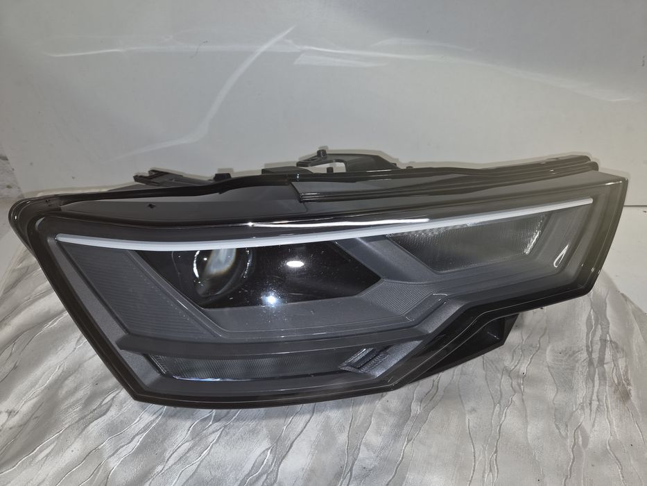 Reflektor Lampa przód prawa Audi A6 C8 LED (4K0941034)