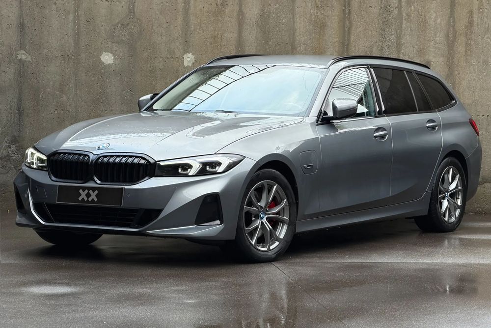 BMW 320 e Line Sport Auto