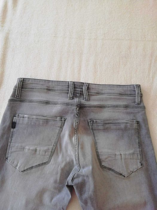 Calças Cinza !!!