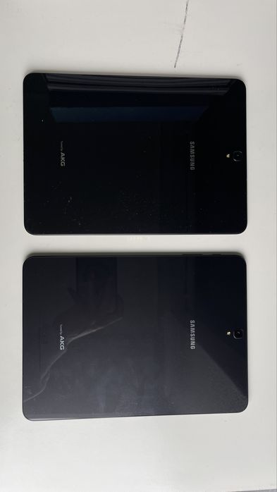 2 Tablets Samsung Galaxy Tab S3