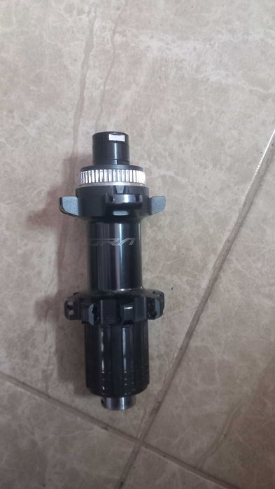 Cubo Traseiro Shimano Ultegra de 24 Furos