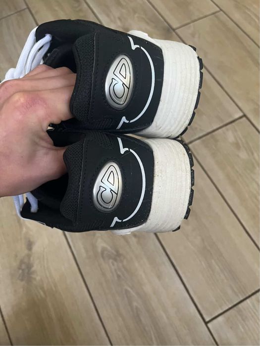 кросівки,dior b30