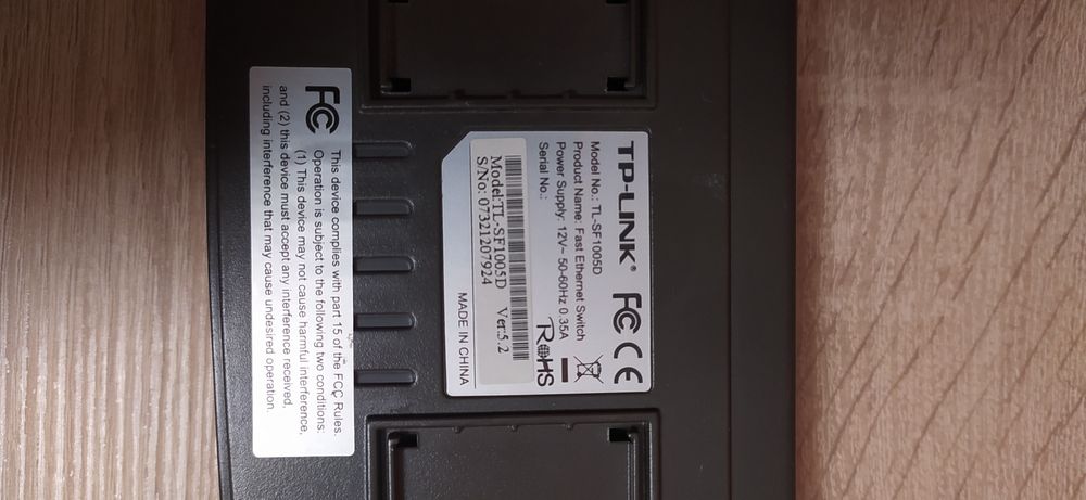 Switch TP-Link TL-SF1005D